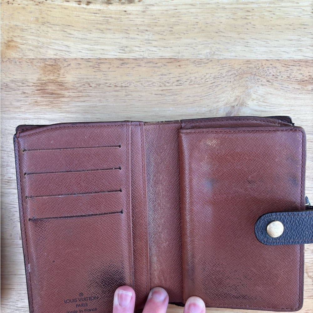 Louis Vuitton Brown Monogram Kisslock Wallet - Picture 12 of 16